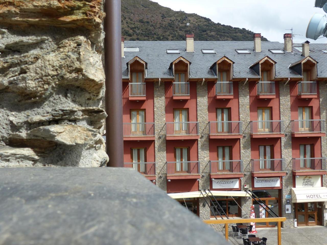 Hostal Vall D'Aneu By Arcas & Sambola Esterri D'Aneu Εξωτερικό φωτογραφία